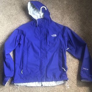 North face rain jacket - perfect condition !